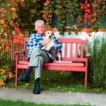Hunde für ältere Menschen, Rentner und Senioren